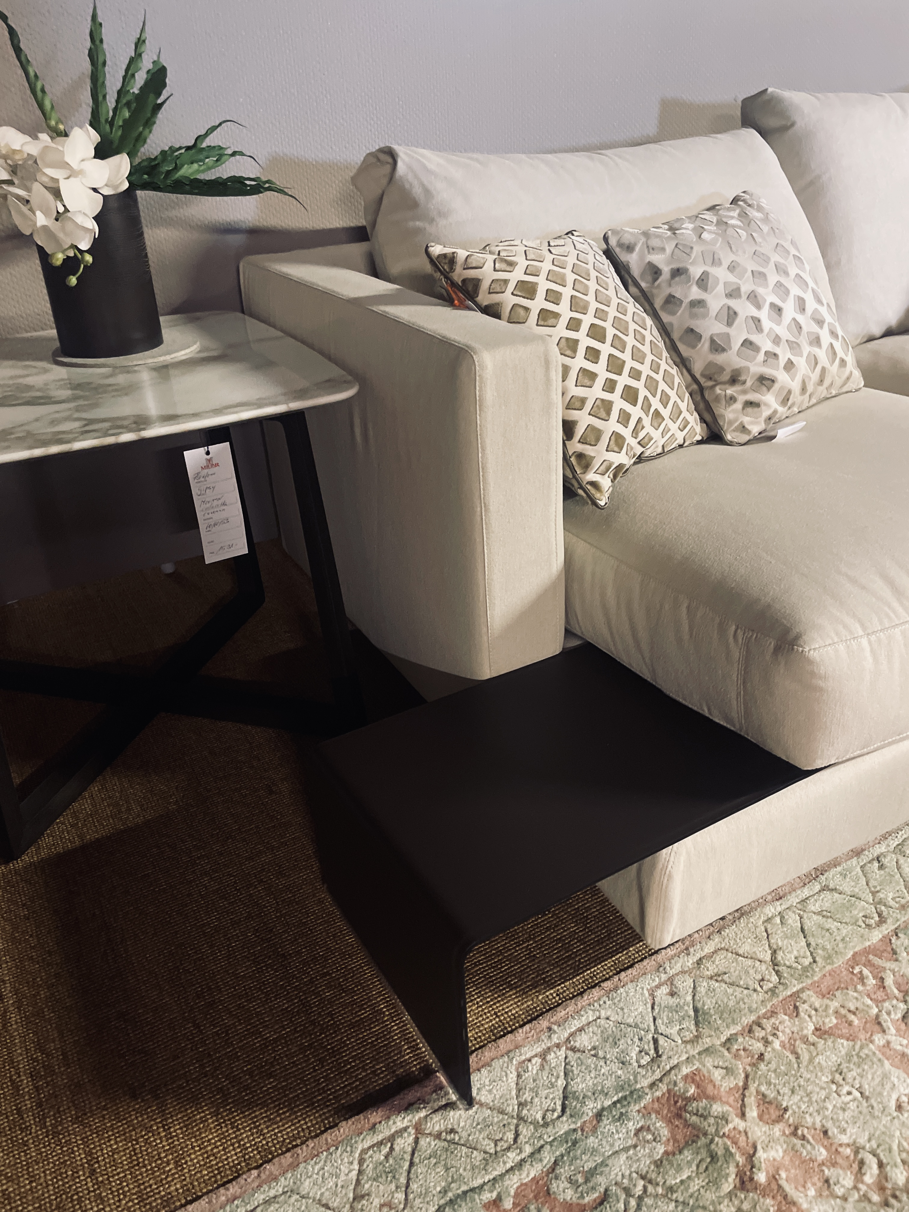 Flexform Long Island Sofa - 230 x 90 x 111 cm
