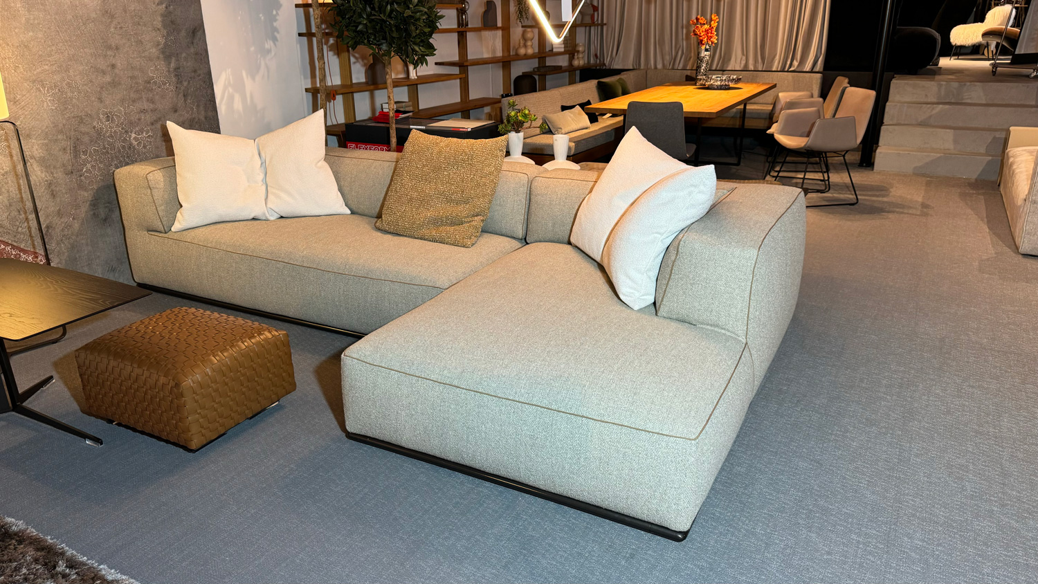Flexform Perry Sofa – Bezug Elettra 201