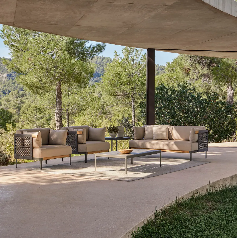 LEGACY Woven Lounge Chair