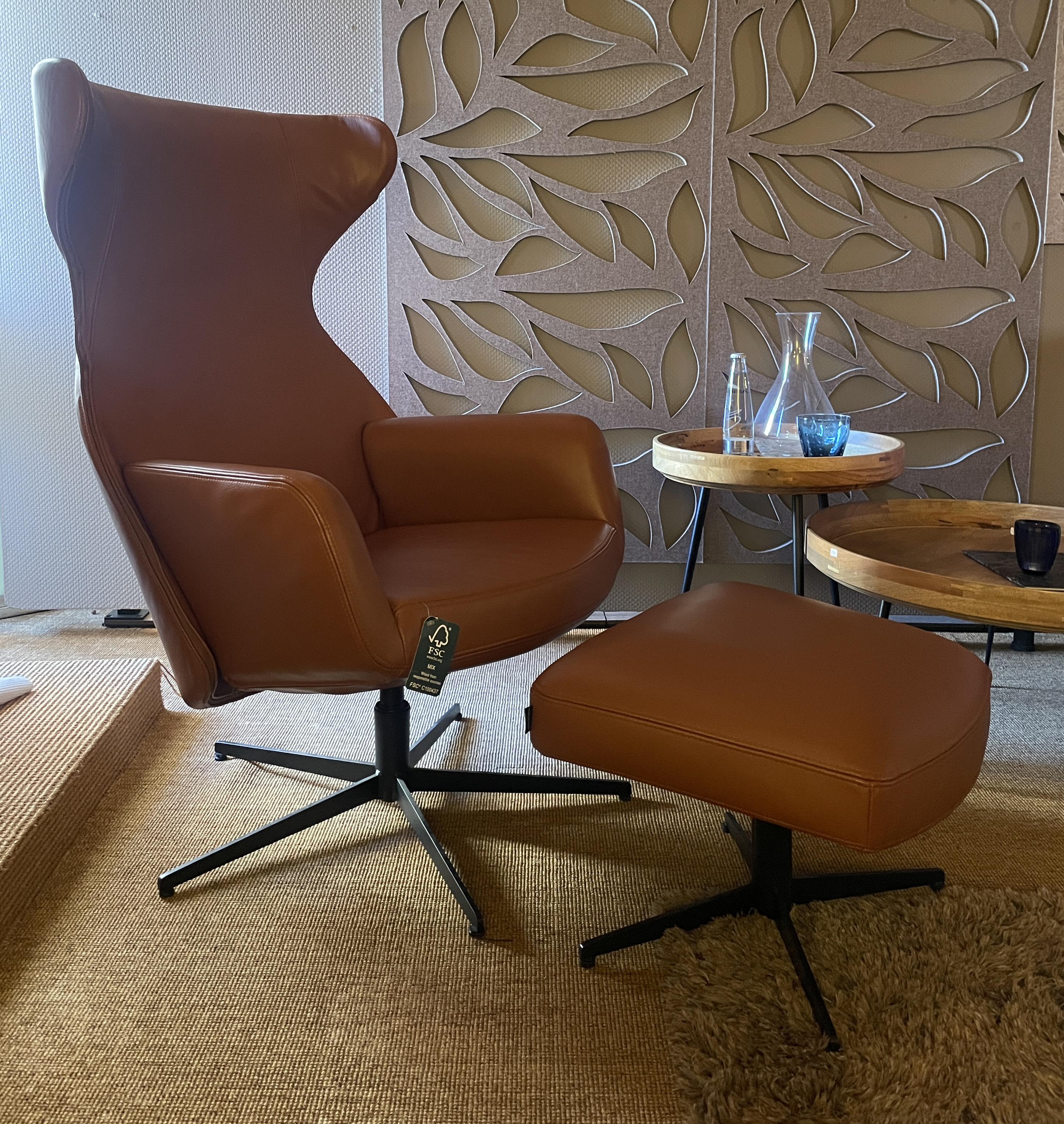 CushyCouch - Isa Relax Sessel mit Hocker - Leder cognac 
