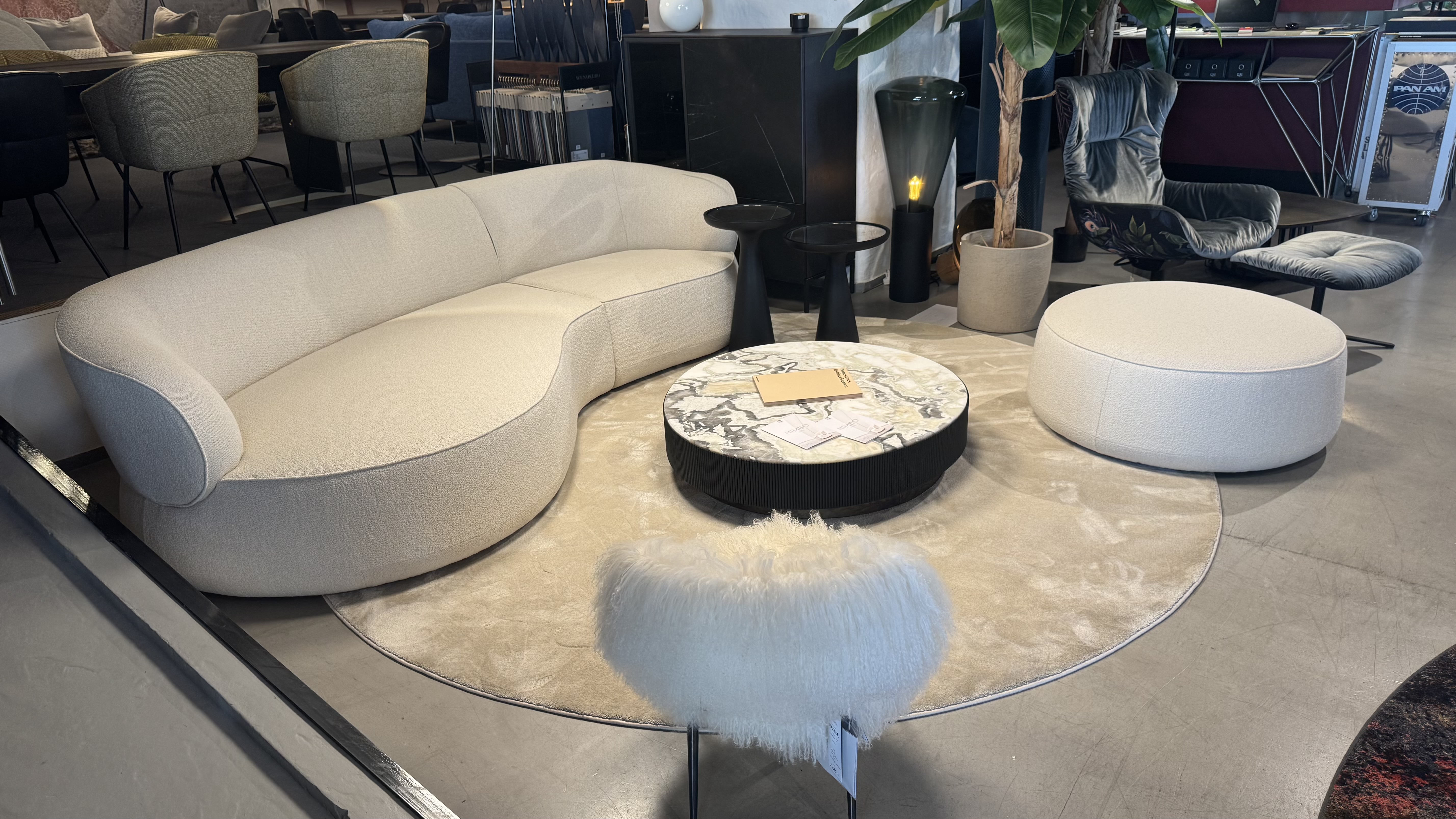 Bielefelder Werkstätten Nimbo Sofa inkl. Hocker