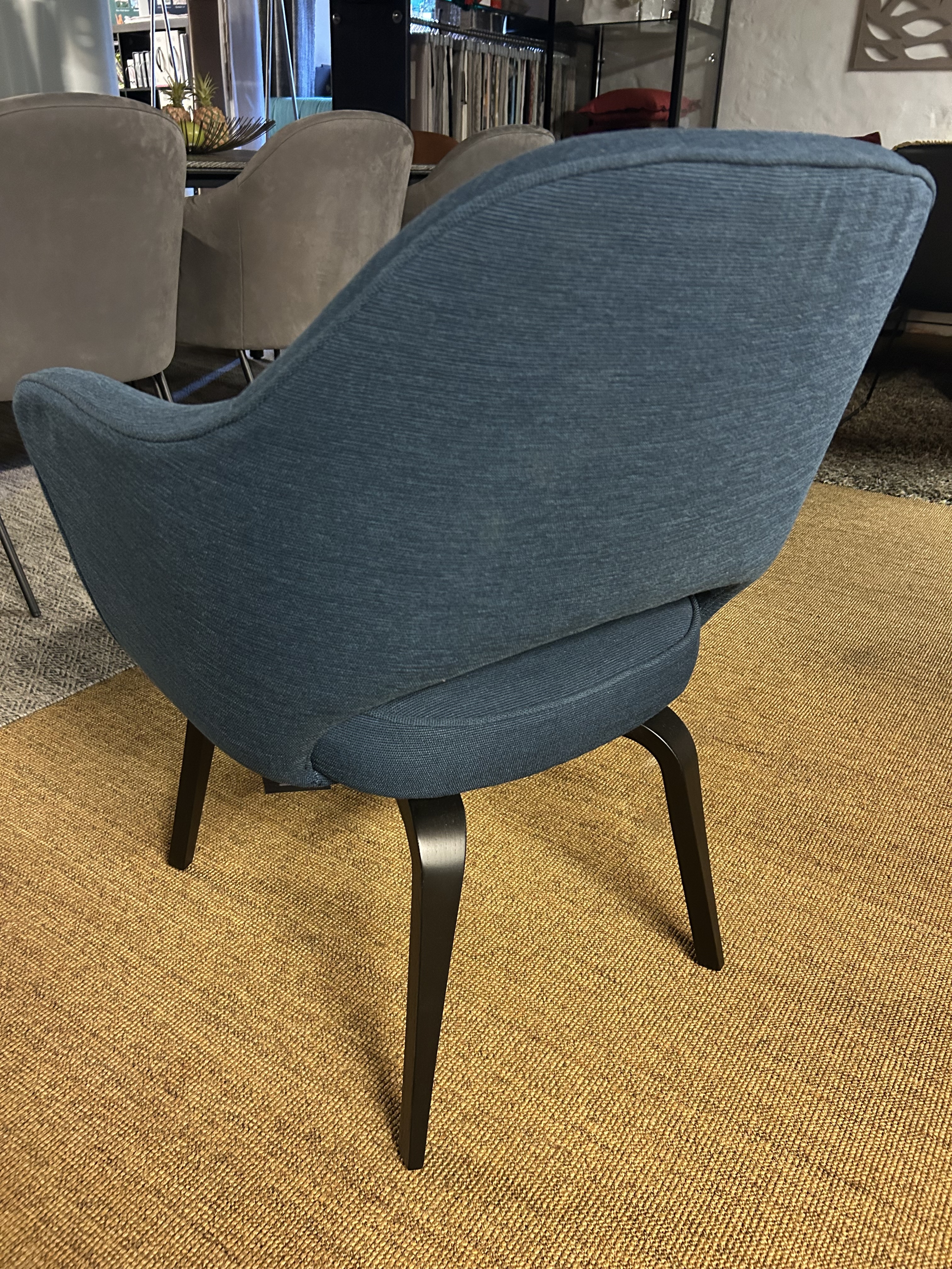 Knoll International Saarinen Stuhl
